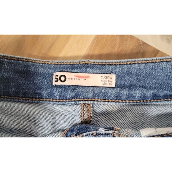 SO Good For Life Distressed Denim HIgh-Rise Shortie Size 11 30 - Picture 2 of 3